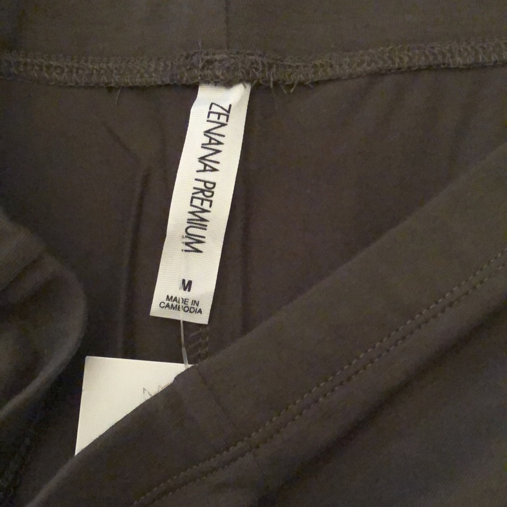 Zenana Premium Moto Leggings Dark Green Size Medium - Picture 13 of 17